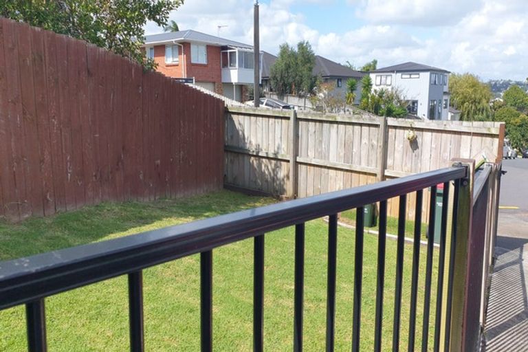 Photo of property in 1/104 Bond Crescent, Forrest Hill, Auckland, 0620