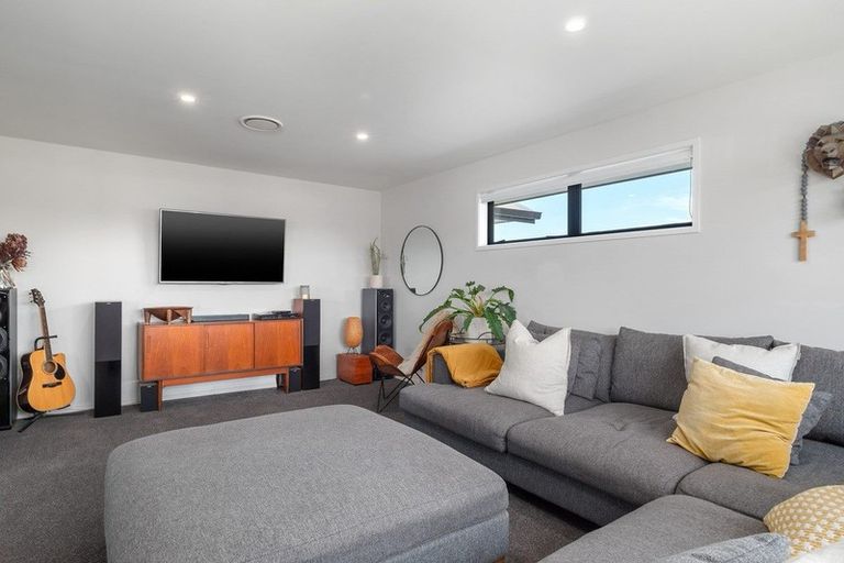 Photo of property in 1 Pimelea Street, Papamoa Beach, Papamoa, 3118