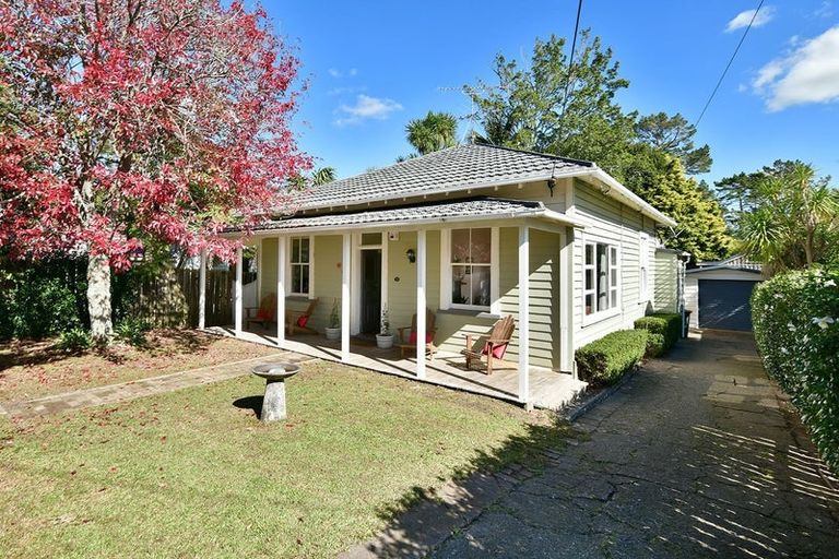 Photo of property in 25 Kowhai Street, Helensville, 0800