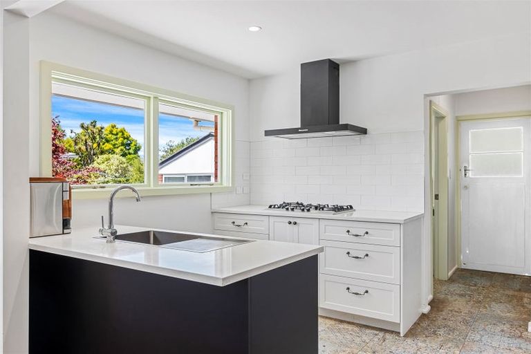 Photo of property in 17 Dulles Place, Papanui, Christchurch, 8053