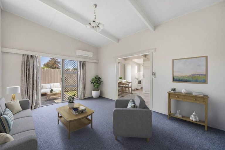 Photo of property in 1/209 Mcleod Street, Camberley, Hastings, 4120