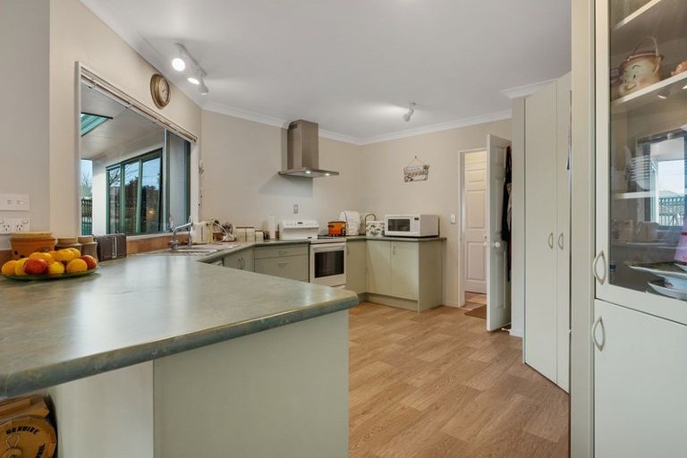 Photo of property in 30 Caversham Drive, Rototuna, Hamilton, 3210