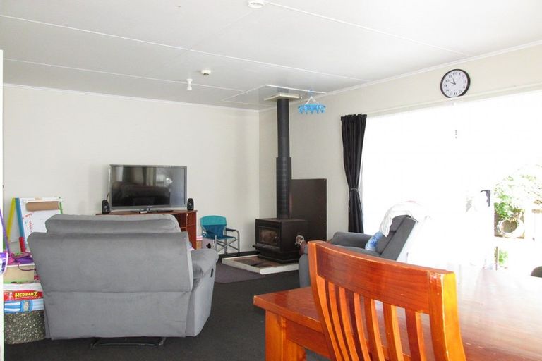 Photo of property in 97 Kitchener Street, Wairoa, 4108