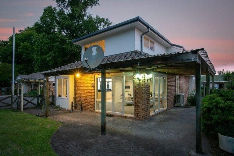 Photo of property in 62b Bowen Street, Cambridge, 3434