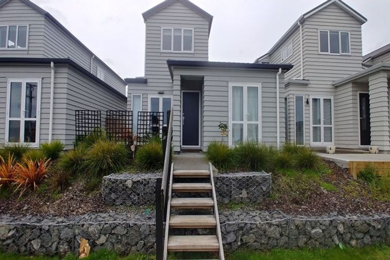 Photo of property in 13 Tribute Loop, Takanini, 2112