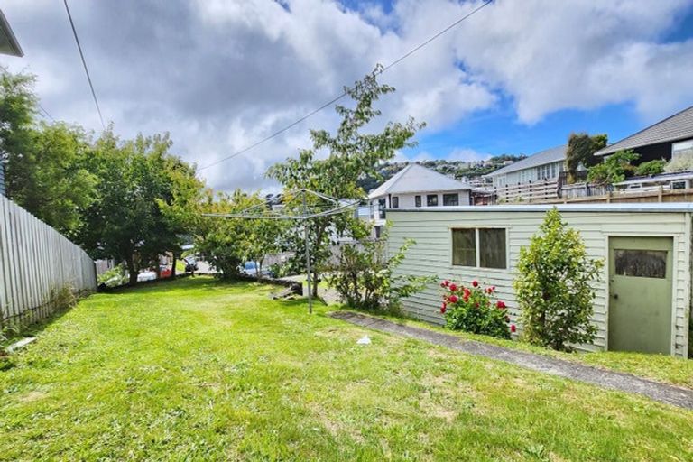 Photo of property in 44 Hindmarsh Street, Johnsonville, Wellington, 6037