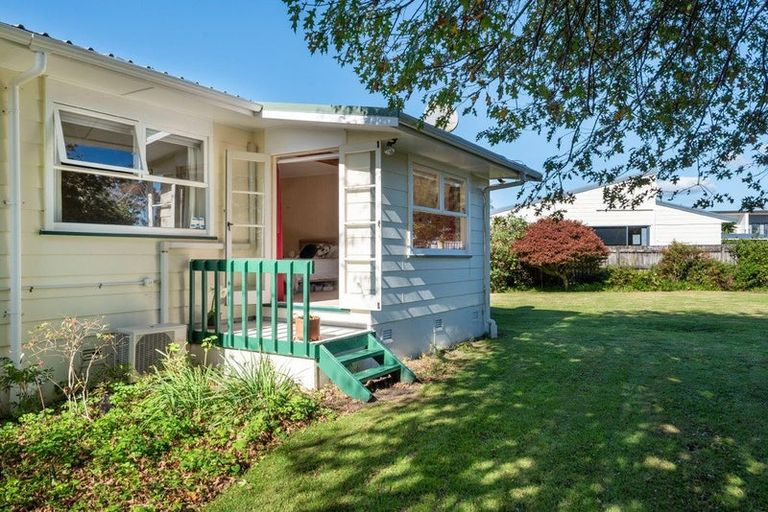 Photo of property in 17 Greenock Road, Ranui, Auckland, 0612