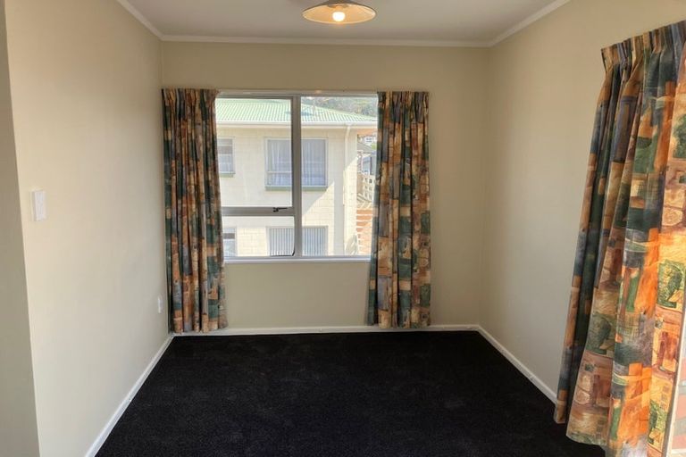Photo of property in 154f3 Onepu Road, Lyall Bay, Wellington, 6022