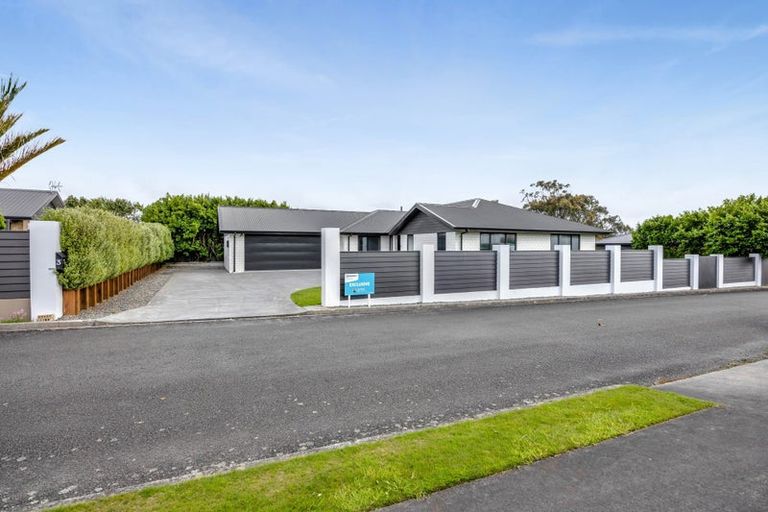 Photo of property in 3 Nikau Place, Hawera, 4610