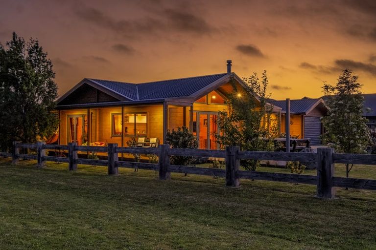 Photo of property in 16 Tennyson Close, Hanmer Springs, 7334