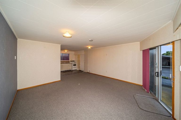 Photo of property in 9 Puriri Street, Hawera, 4610