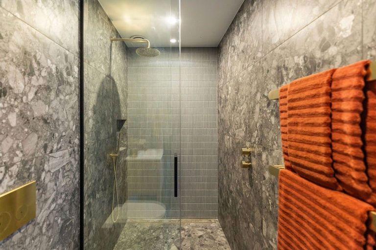 Photo of property in 18 Taurus Lane, Jacks Point, 9371