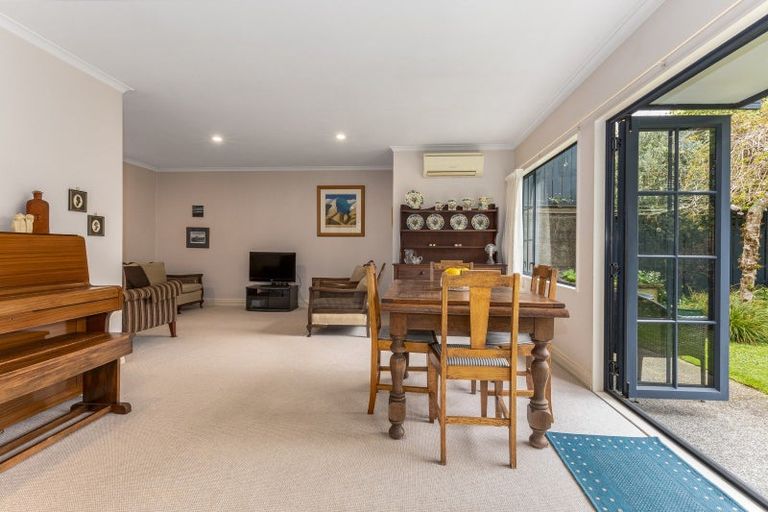Photo of property in 1 Blakey Avenue, Karori, Wellington, 6012