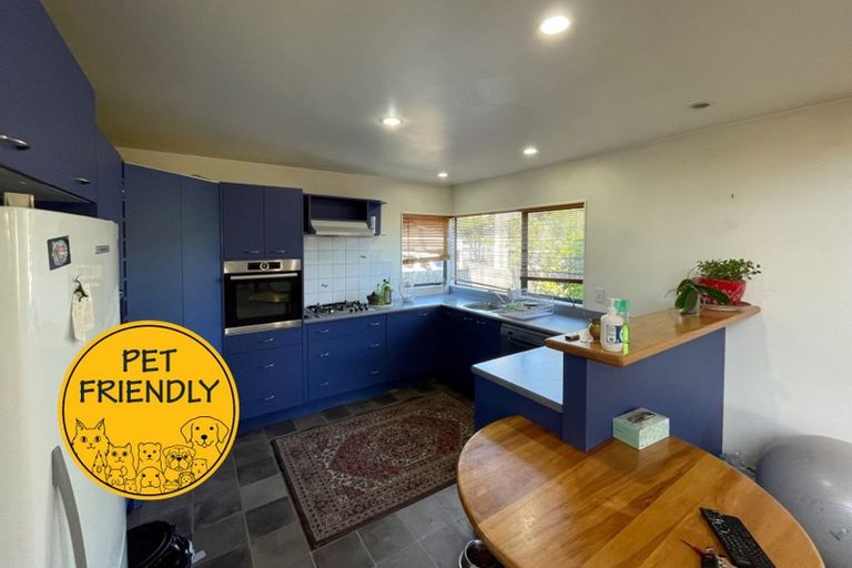 Photo of property in 2/136 Coronation Road, Papatoetoe, Auckland, 2025