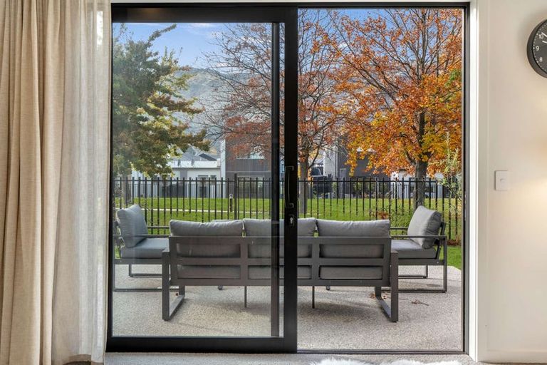 Photo of property in 28 Wallis Drive, Cromwell, 9310