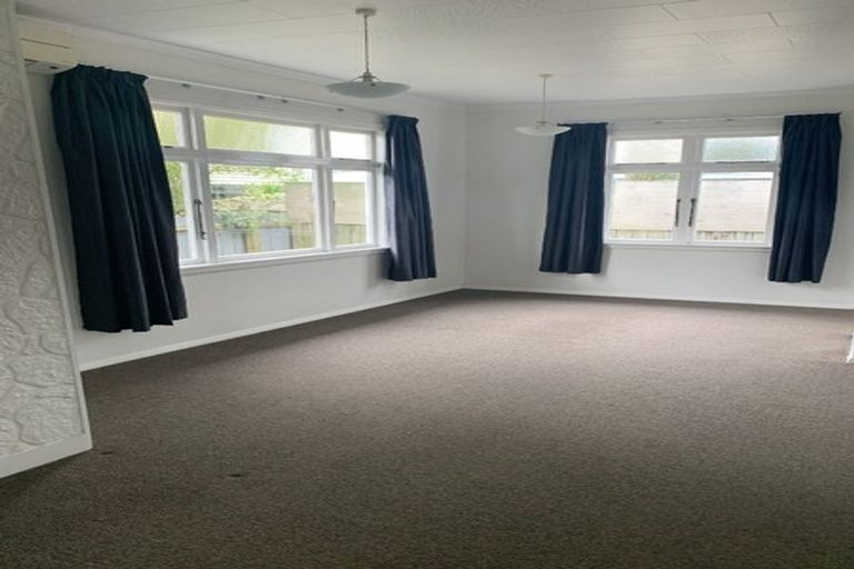 Photo of property in 52-52c Keith Street, Roslyn, Palmerston North, 4414