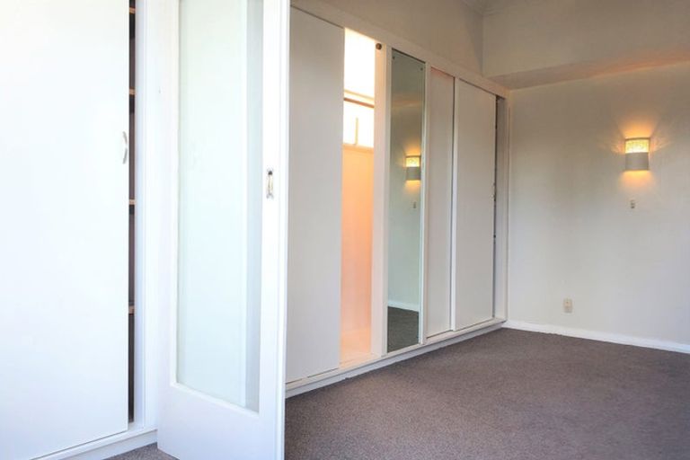 Photo of property in 476 Evans Bay Parade, Hataitai, Wellington, 6021