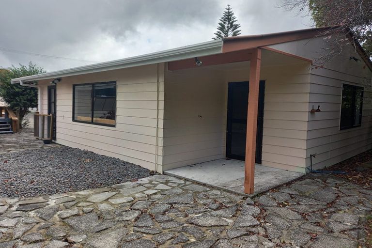 Photo of property in 71 Elizabeth Street, Waikanae, 5036