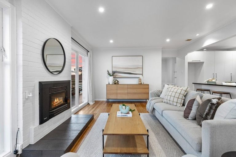 Photo of property in 101 Royal Road, Massey, Auckland, 0614