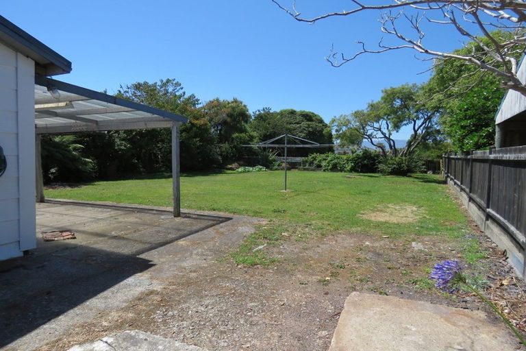 Photo of property in 89 Peel Street, Westport, 7825