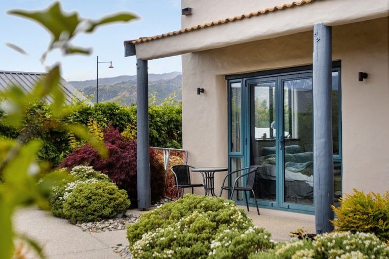 Photo of property in 11 Hortons Way, Cromwell, 9310