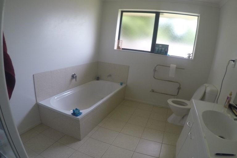 Photo of property in 14b Hunua Road, Papakura, 2110
