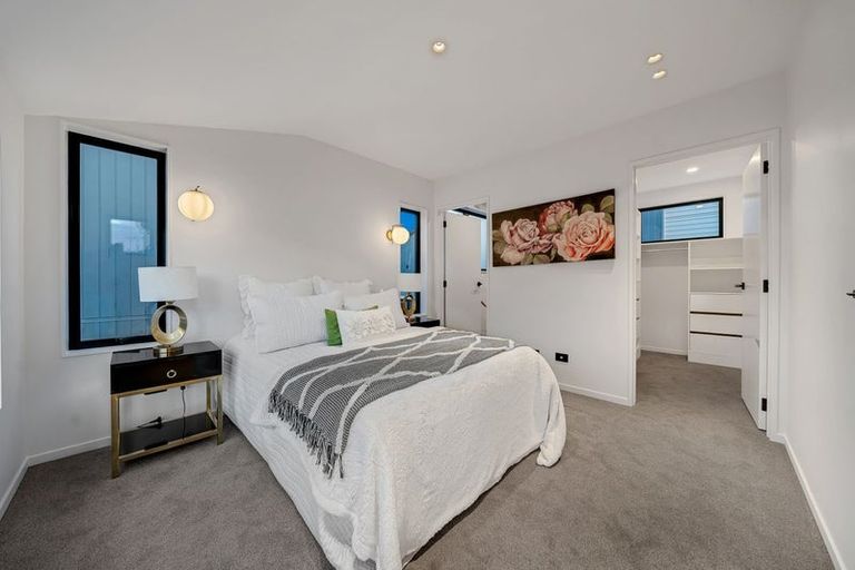 Photo of property in 7a Sirius Place, Botany Downs, Auckland, 2010