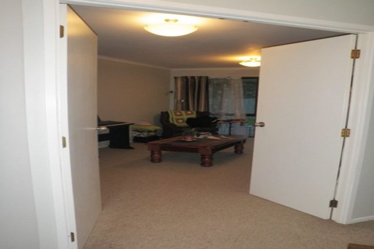 Photo of property in 19 Jadewynn Drive, Massey, Auckland, 0614