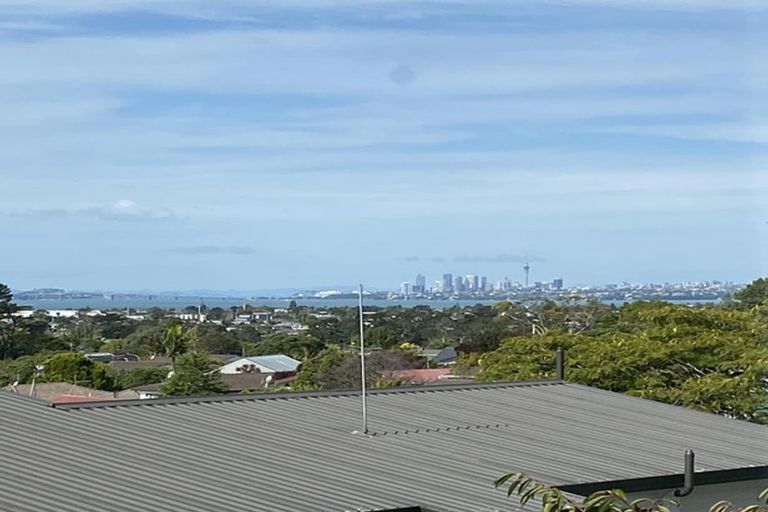 Photo of property in 16 Ebony Place, Massey, Auckland, 0614