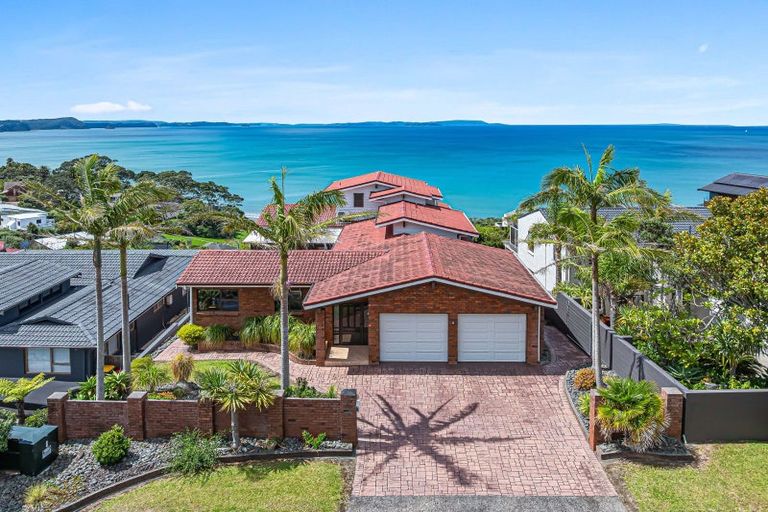 Photo of property in 8 Durness Place, Red Beach, 0932
