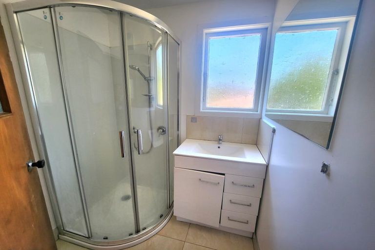 Photo of property in 105 Tidal Road, Mangere, Auckland, 2022