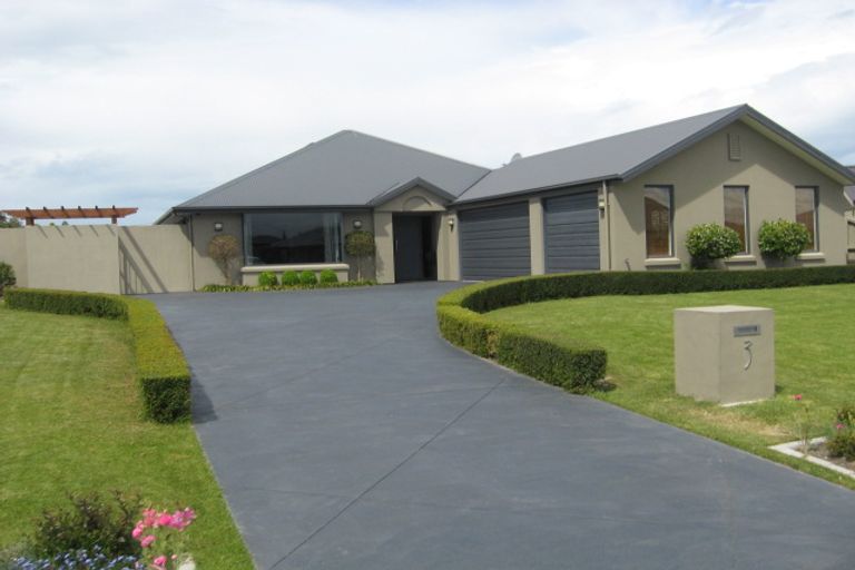 Photo of property in 3 Panache Place, Northwood, Christchurch, 8051