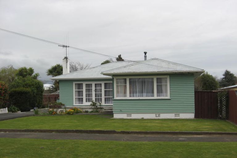 Photo of property in 39 Graham Street, Levin, 5510