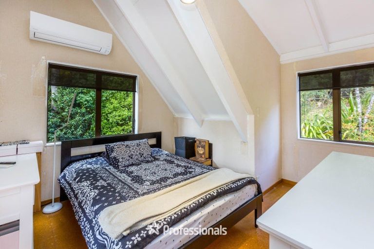 Photo of property in 8 Hobbit Lane, Pinehaven, Upper Hutt, 5371