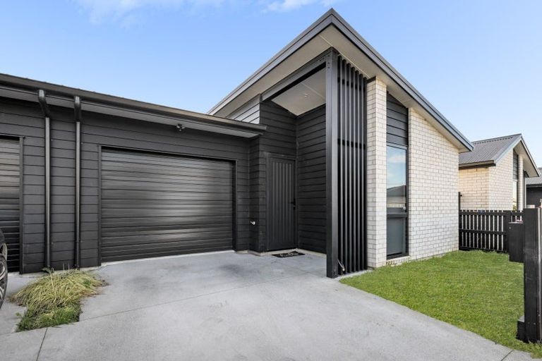 Photo of property in 10 Papaka Lane, Poike, Tauranga, 3112