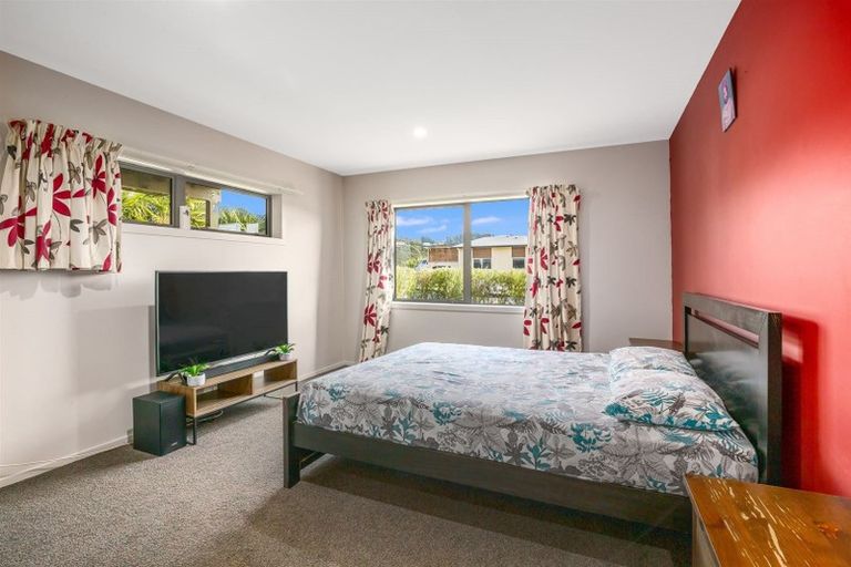 Photo of property in 51 Spyglass Lane, Whitby, Porirua, 5024