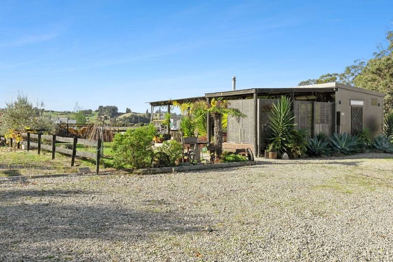 Photo of property in 15 Harley Road, Tasman, Upper Moutere, 7175