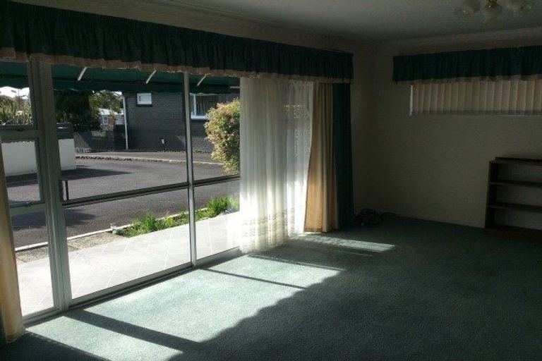 Photo of property in 244 Ngatai Road, Otumoetai, Tauranga, 3110