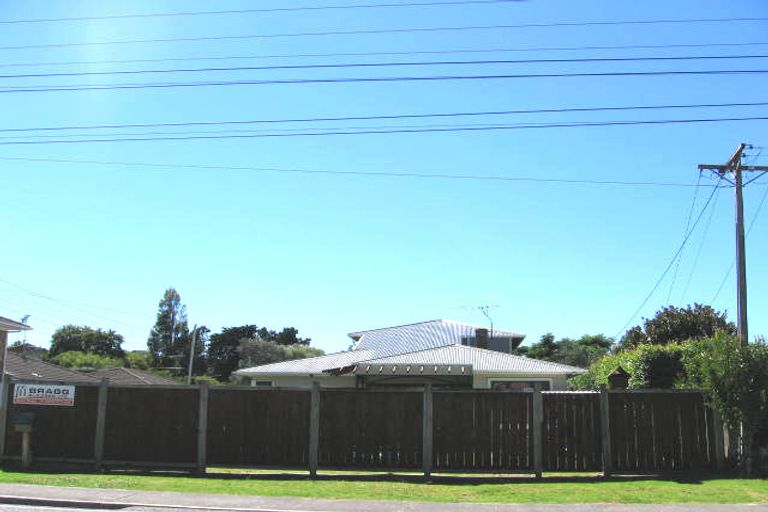 Photo of property in 1/100 Nile Road, Milford, Auckland, 0620