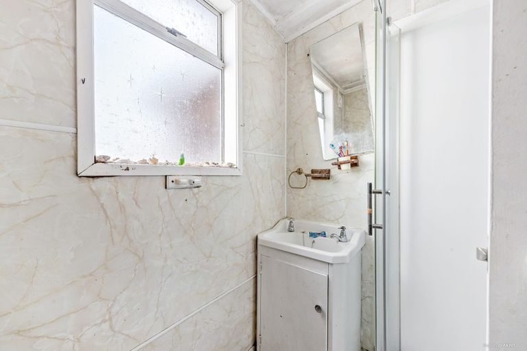 Photo of property in 15 Station Road, Takanini, 2112