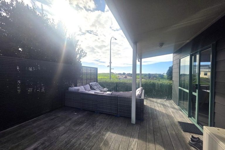 Photo of property in 1012 Papamoa Beach Road, Papamoa Beach, Papamoa, 3118