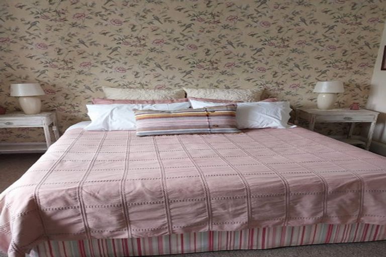 Photo of property in 361 High Street, Hawera, 4610