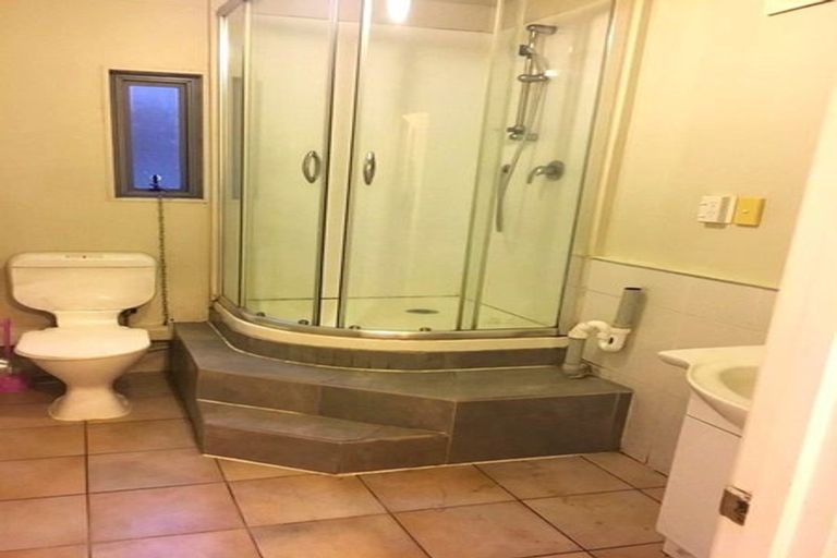 Photo of property in 29 Meadowvale Avenue, Forrest Hill, Auckland, 0620