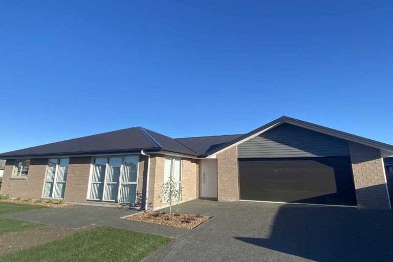 Photo of property in 29 Fearne Drive, Woodend, 7610