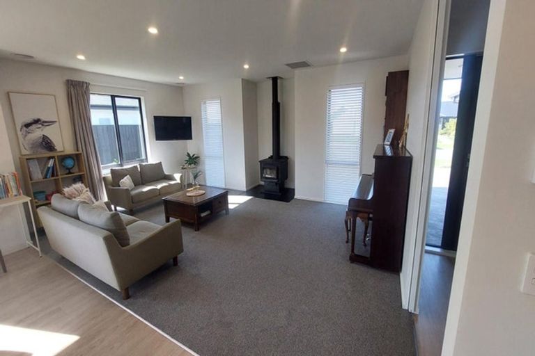 Photo of property in 22 Eyas Drive, Rolleston, 7615