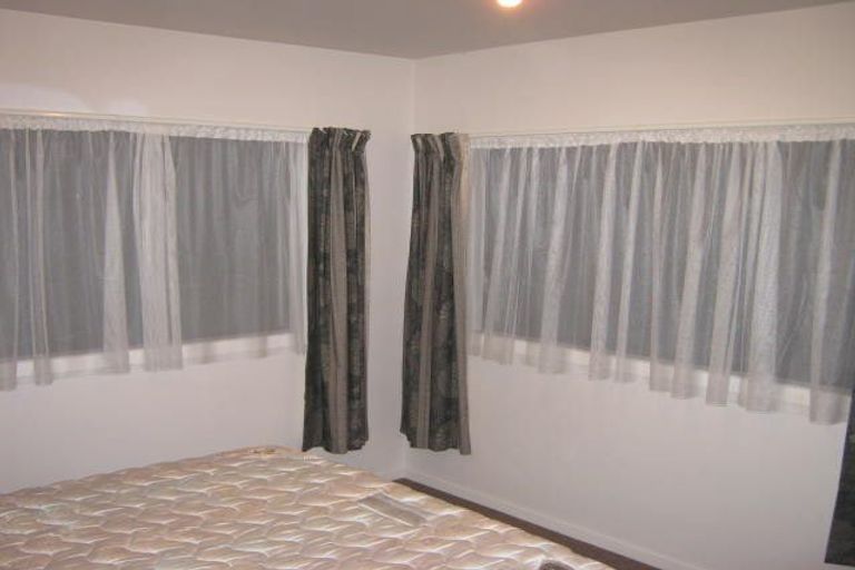 Photo of property in 18 Stanaway Street, Hillcrest, Auckland, 0627