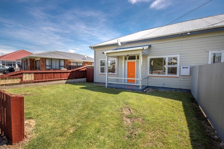 Photo of property in 82- 84 Queen Street, Westport, 7825