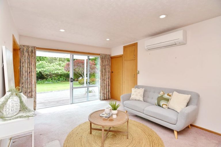 Photo of property in 16 Larch Place, Casebrook, Christchurch, 8051