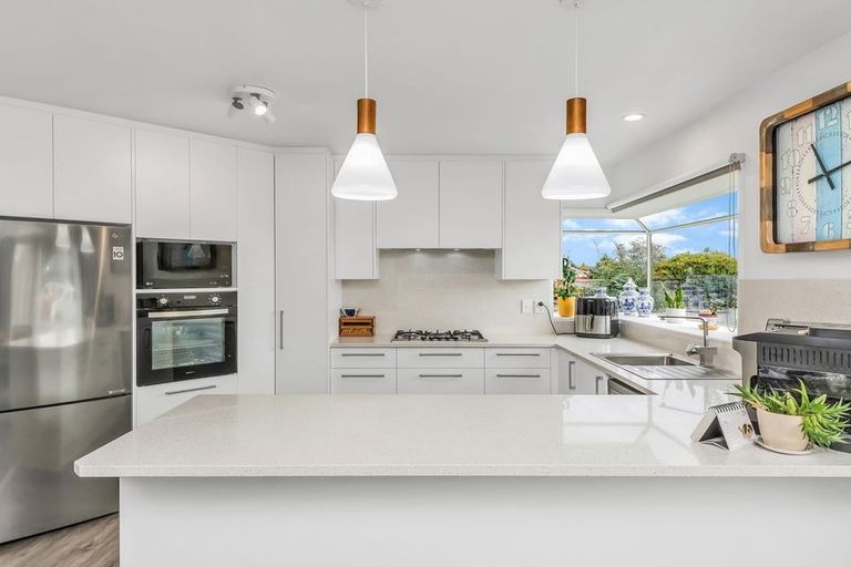 Photo of property in 6 Oldham Place, Darfield, 7510