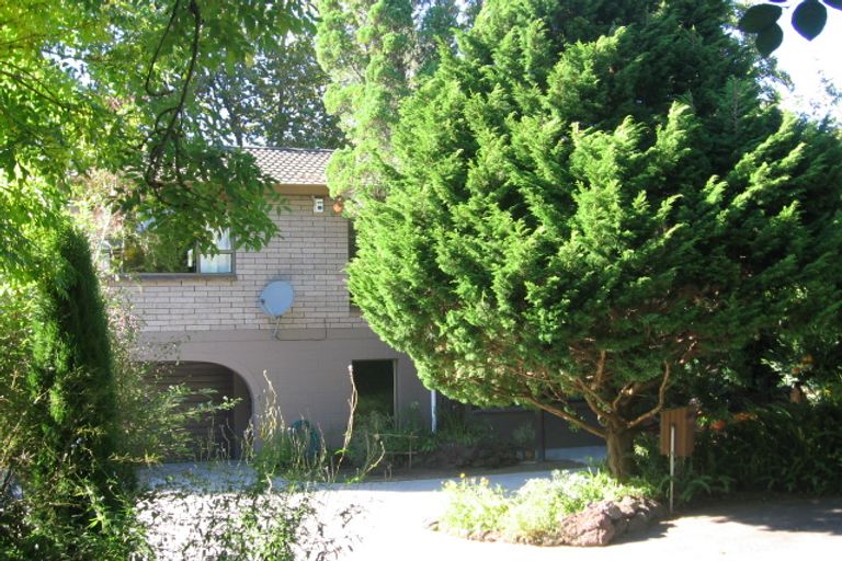 Photo of property in 2/22 Karaka Street, New Lynn, Auckland, 0600